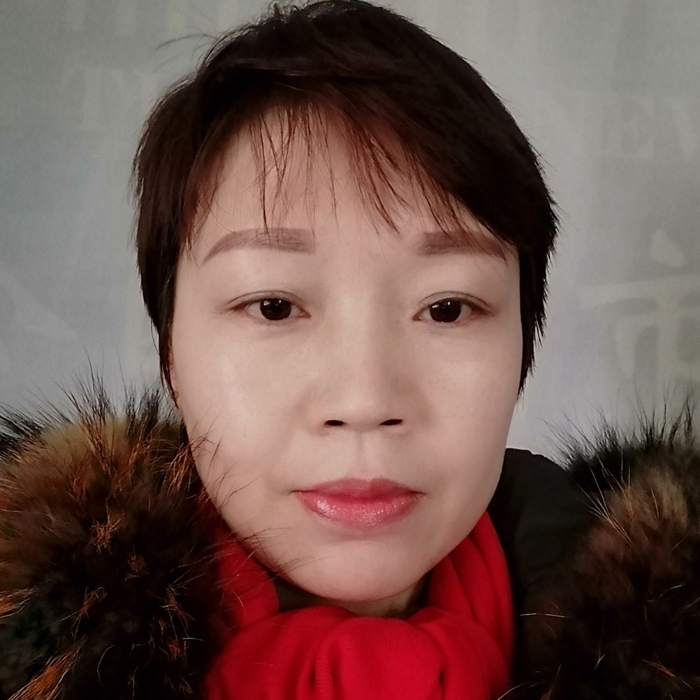 萝莉等待暴躁的照片
