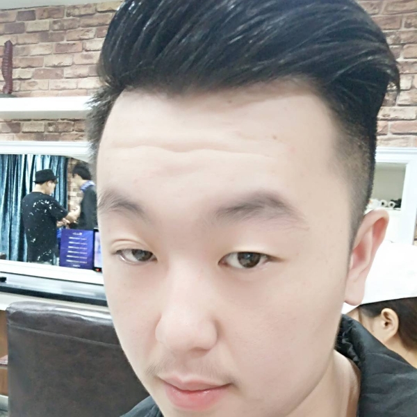 安静等待龙猫的照片