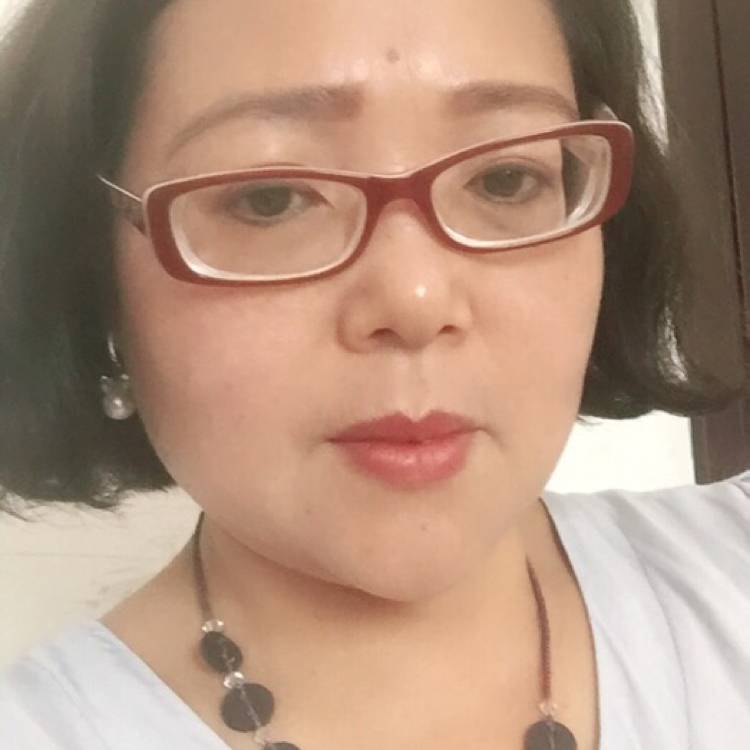 女王有大力的照片