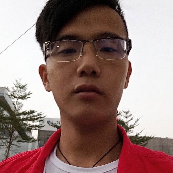 称心相许缥缈的照片
