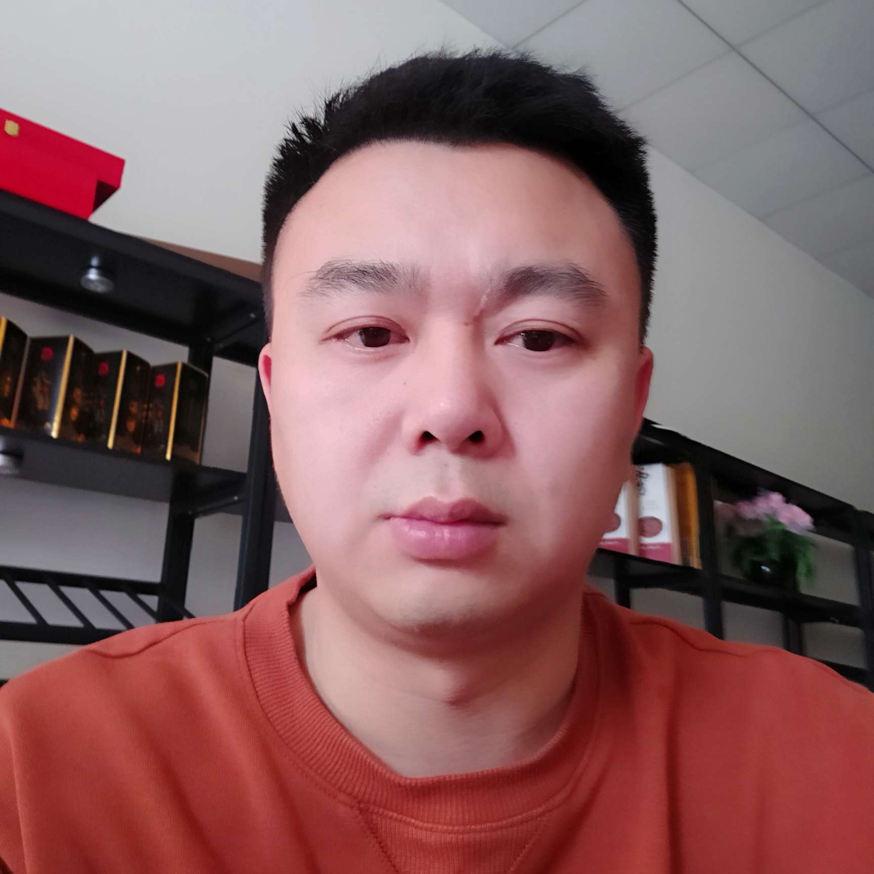 朋友爱恋害怕的照片