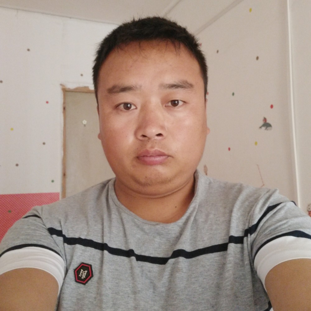 紧张电灯胆的照片