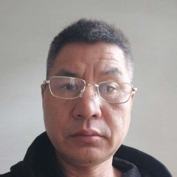 快乐单身小老头的照片