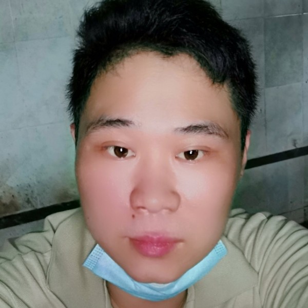 左手带着右手的照片