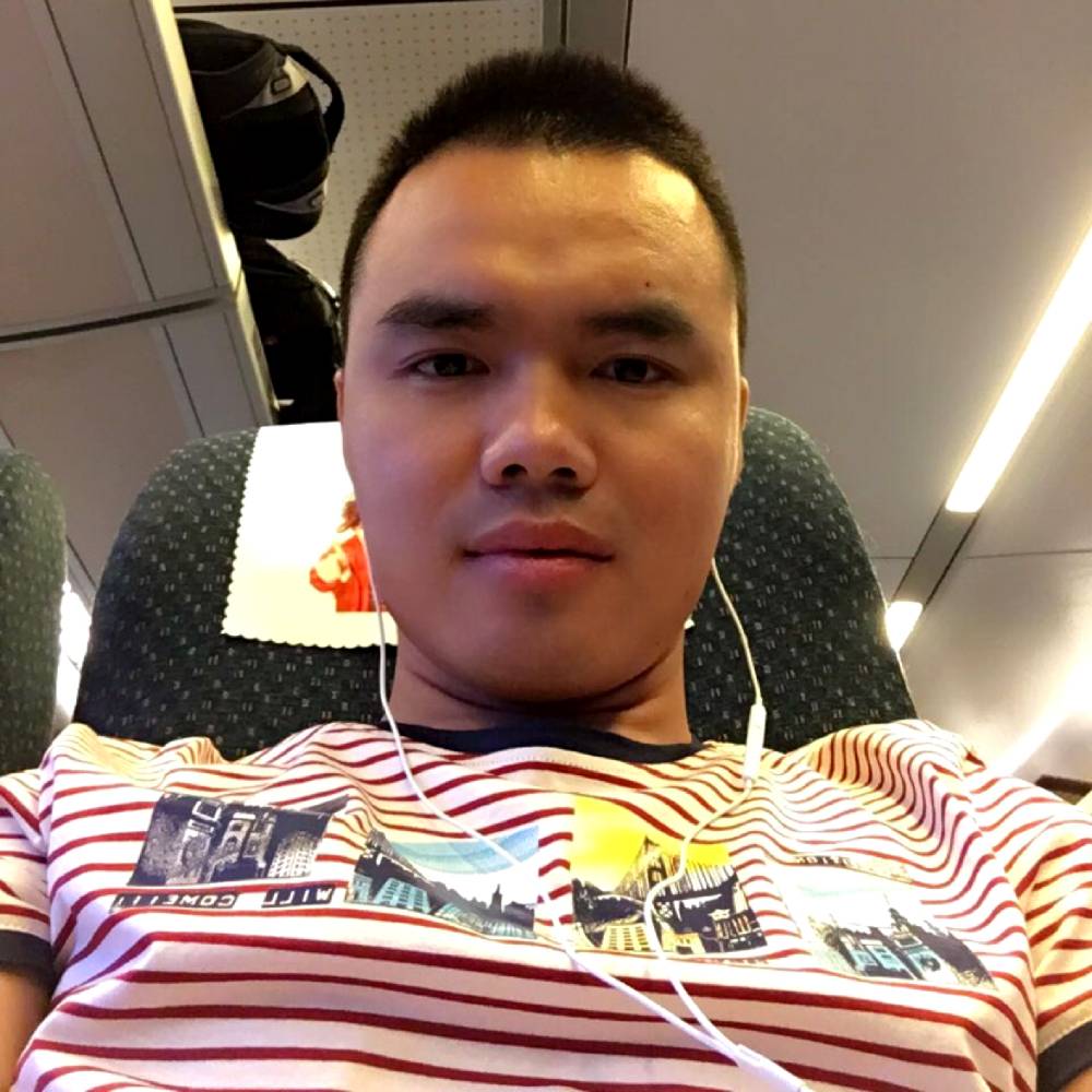 曾经等待未来的照片