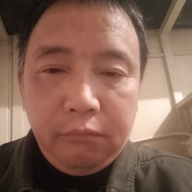 热情迎烤鸡的照片
