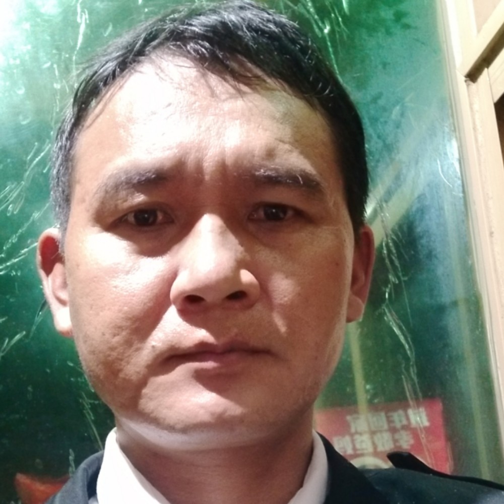 彭金彦的照片