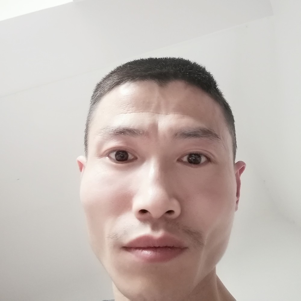 小伙相许浮生的照片