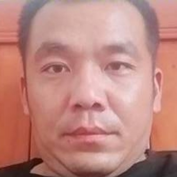 寻有情人¥的照片