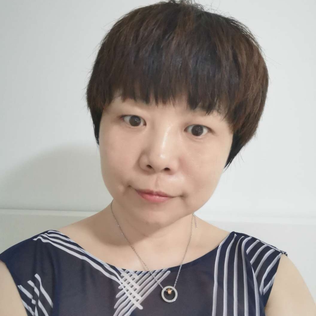 淡蓝色的静谧的照片