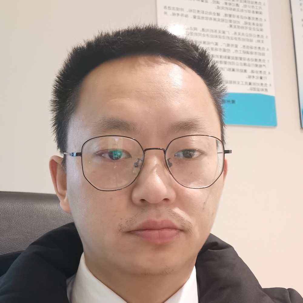南宫鹏游的照片