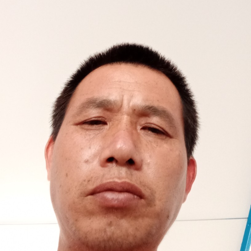 单纯蹁跹白云的照片