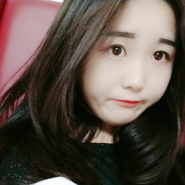 拖鞋妹的照片