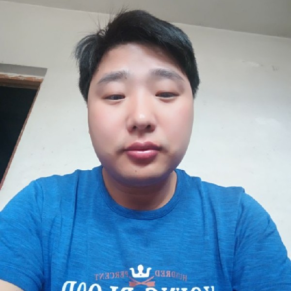 俞雨来的照片