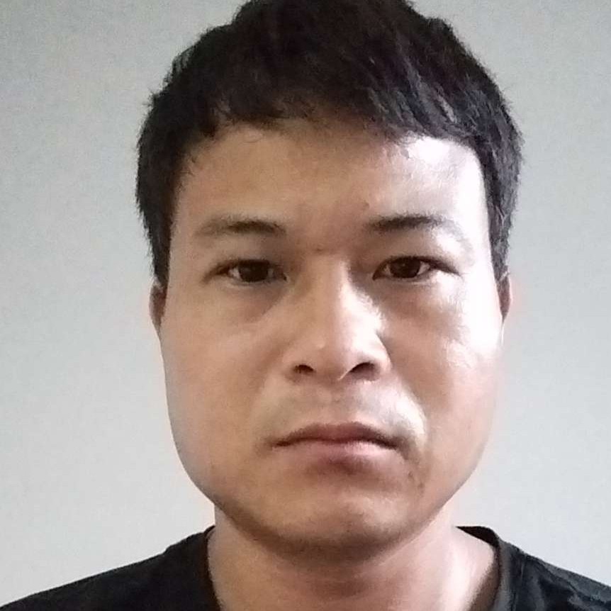 黄建钟的照片