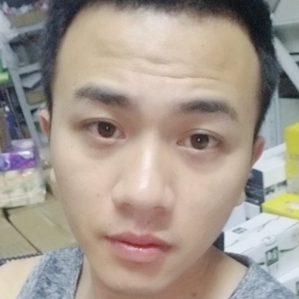 黑米震动的照片