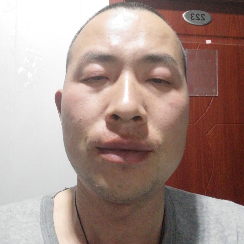 征婚进行中的照片