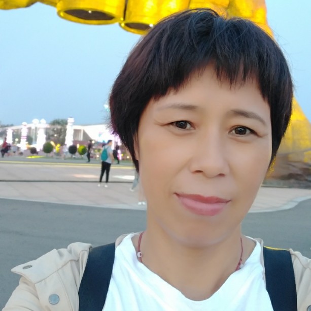 滴水映阳的照片