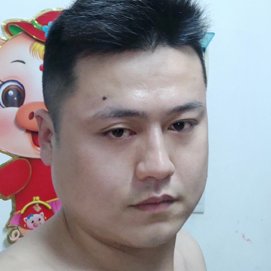 黄豆挽手合适的照片