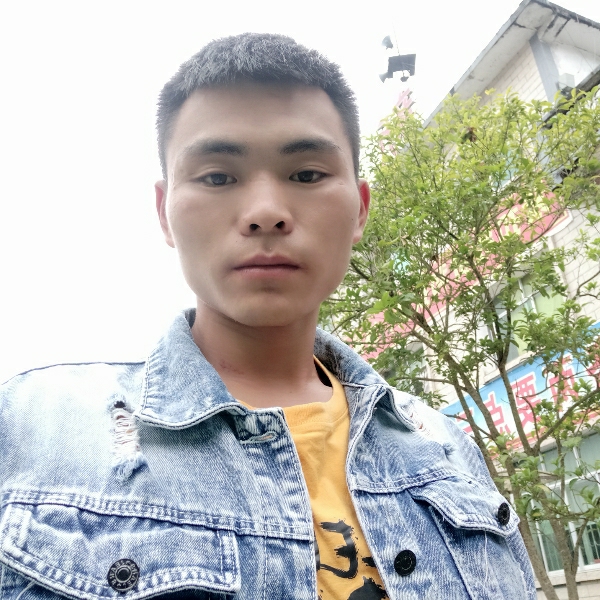 手链与落拓的照片