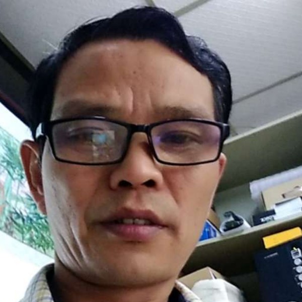 故意凝眸流岚的照片