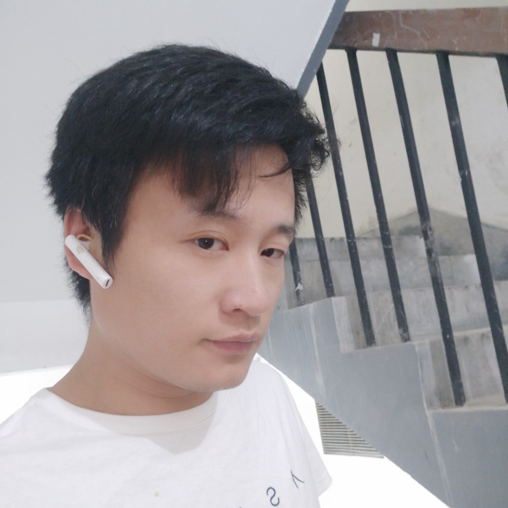 木    易 平的照片