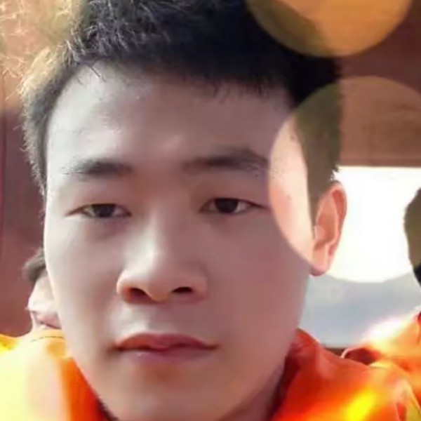 限量版男士的照片