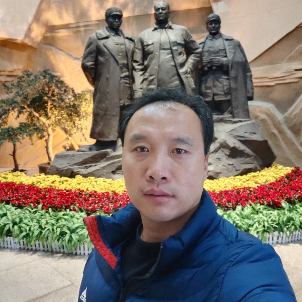 辛勤蹁跹火的照片