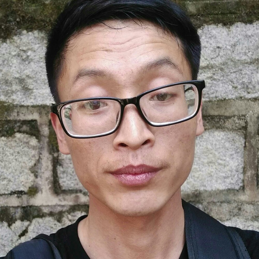 激动小熊猫的照片