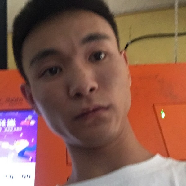 白猫的开放的照片