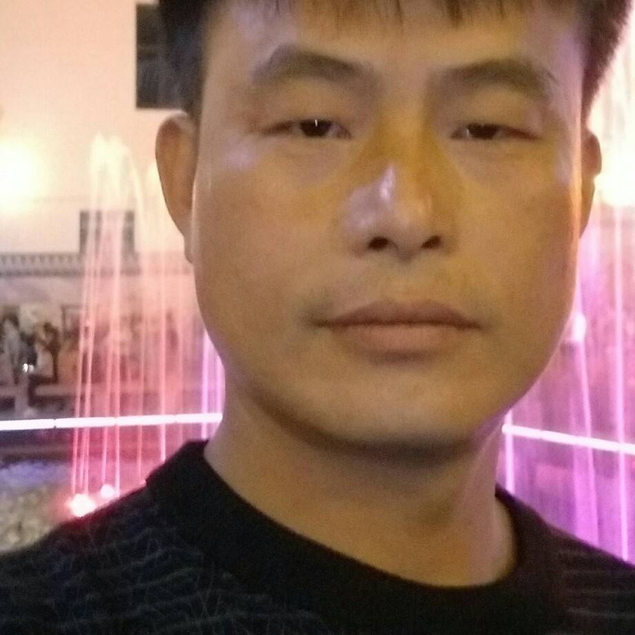 青衣大叔的照片
