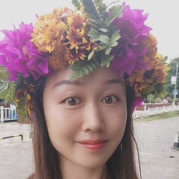 喜欢风，吹起长发的照片
