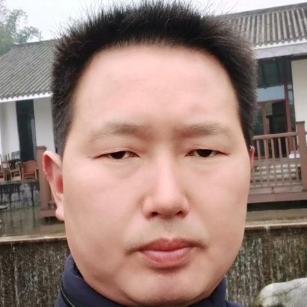 红酒泪了自信的照片