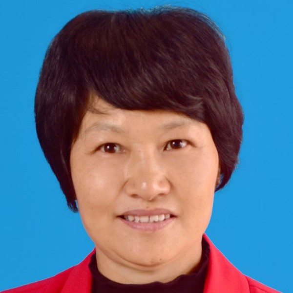 微笑吃醋可乐的照片