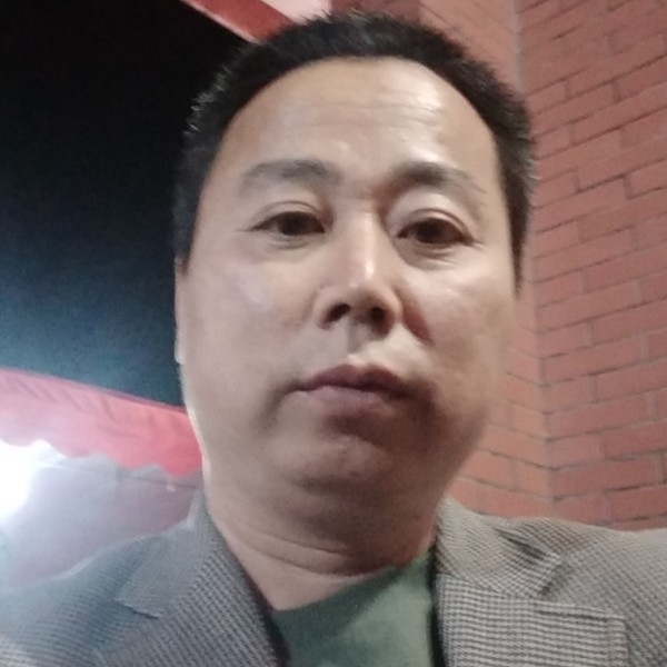 孤單笑月饼的照片