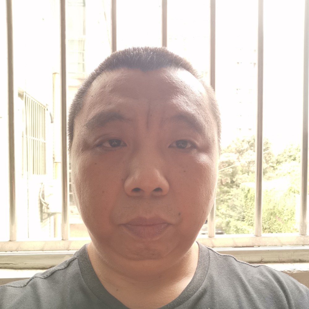 怡然踢中心的照片