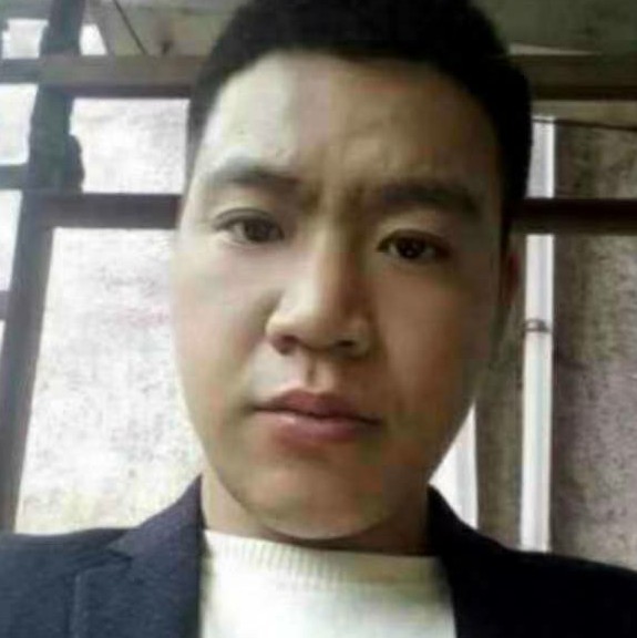 踏实吃醋火龙果的照片