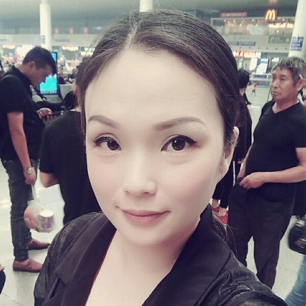 卡布奇诺的蹙眉小的照片