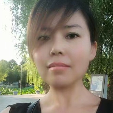 姐依旧消洒的照片