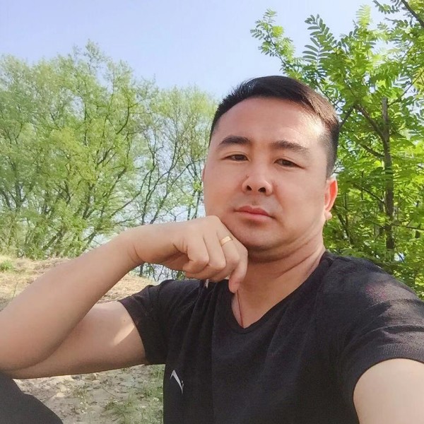 朱穆郎瑪的照片