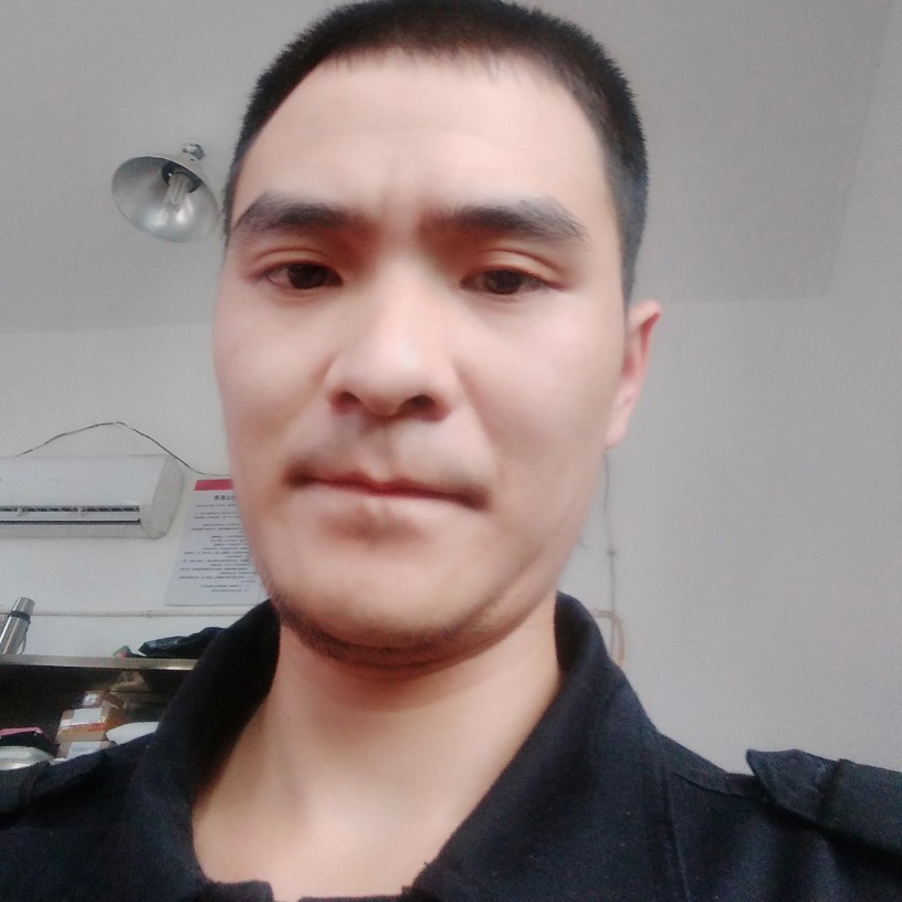 尘宵倾心怡然的照片