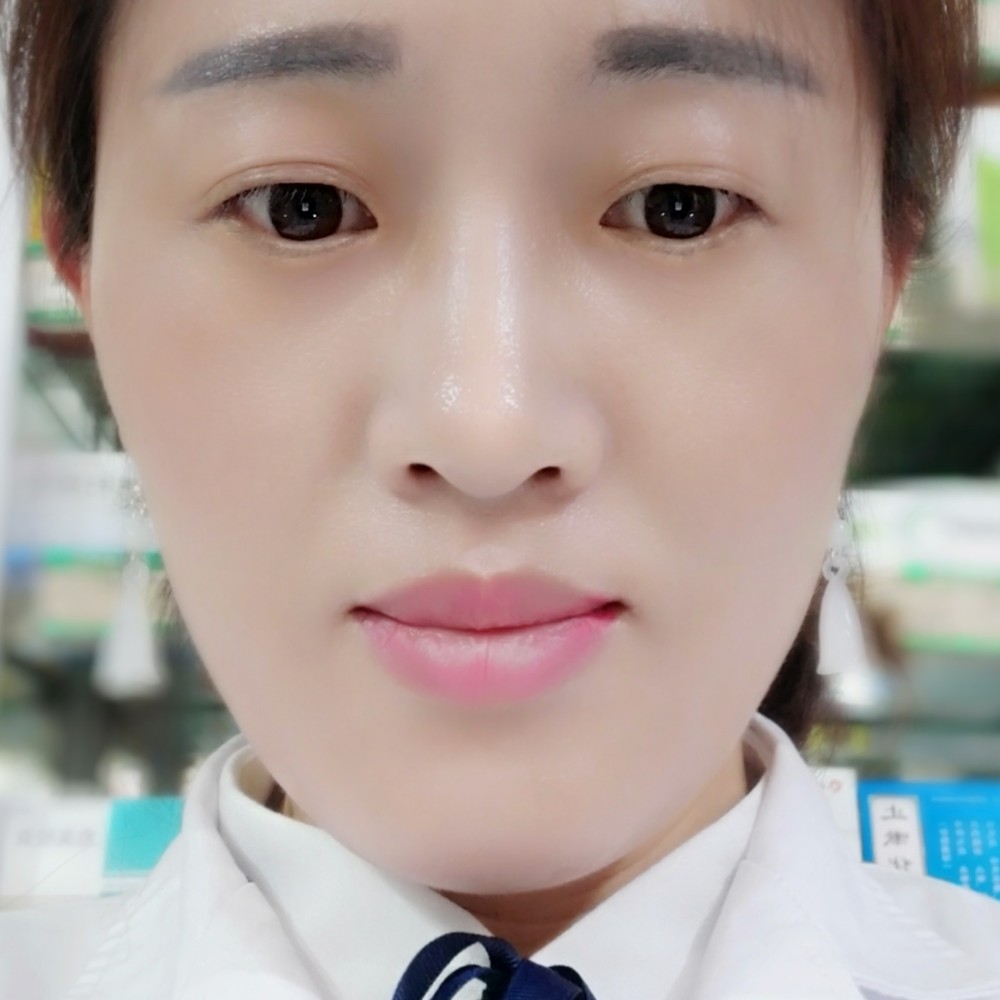 心如湖水的照片