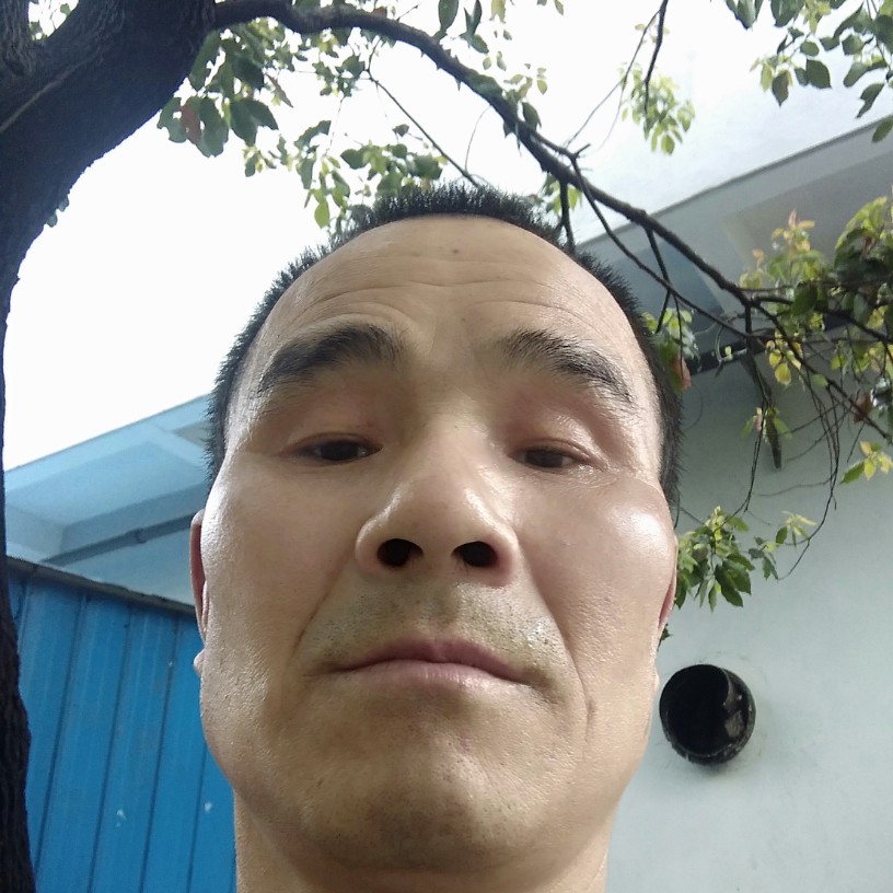 找个会过日子的她的照片