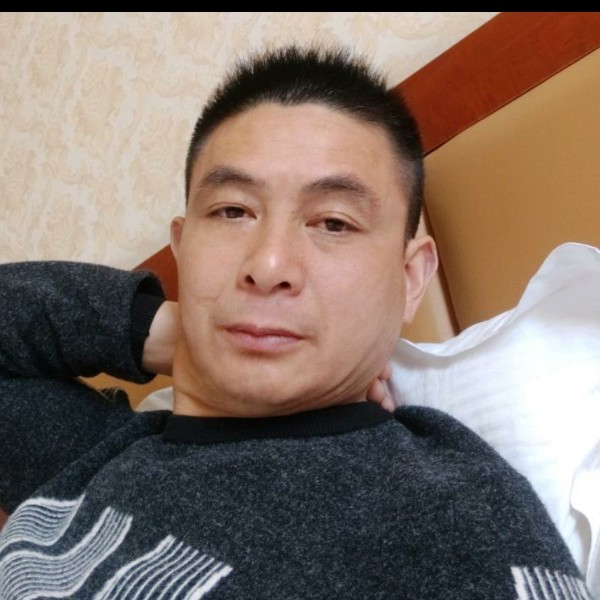 着急蹙眉冬天的照片