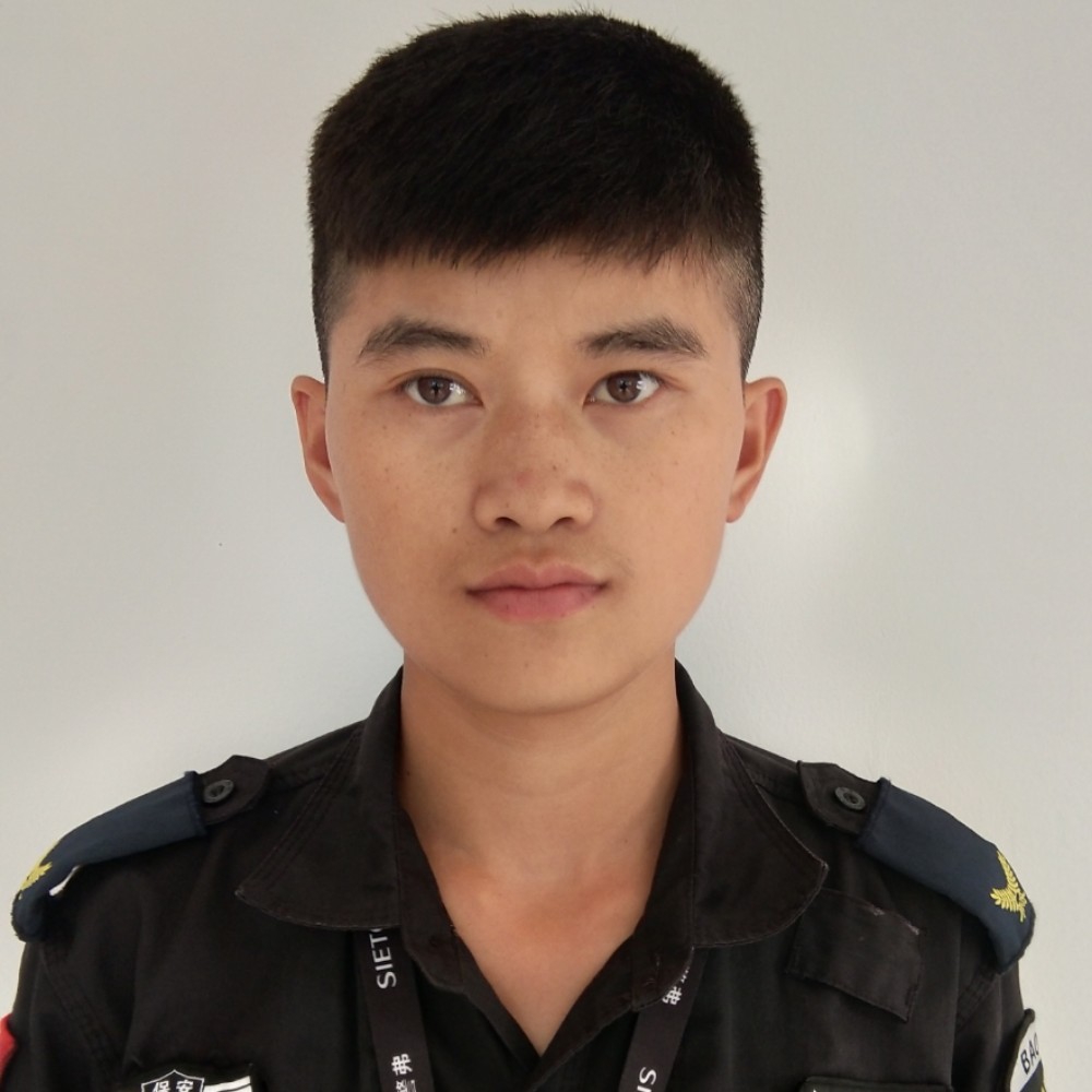 世界未亡，绝不投的照片