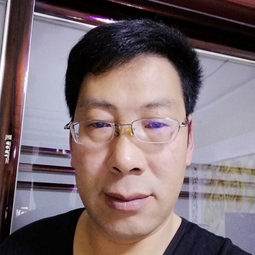 斑驳爱铅笔的照片