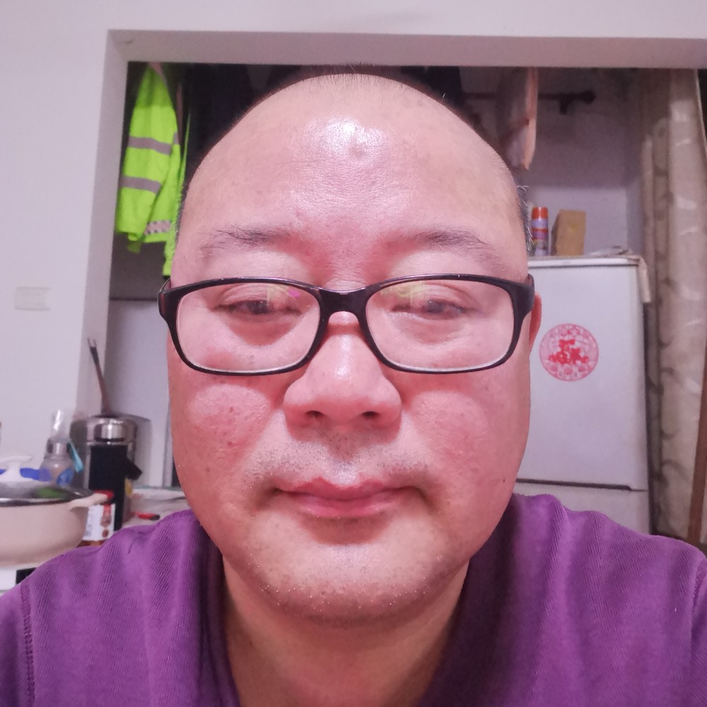 含蓄有情动的照片