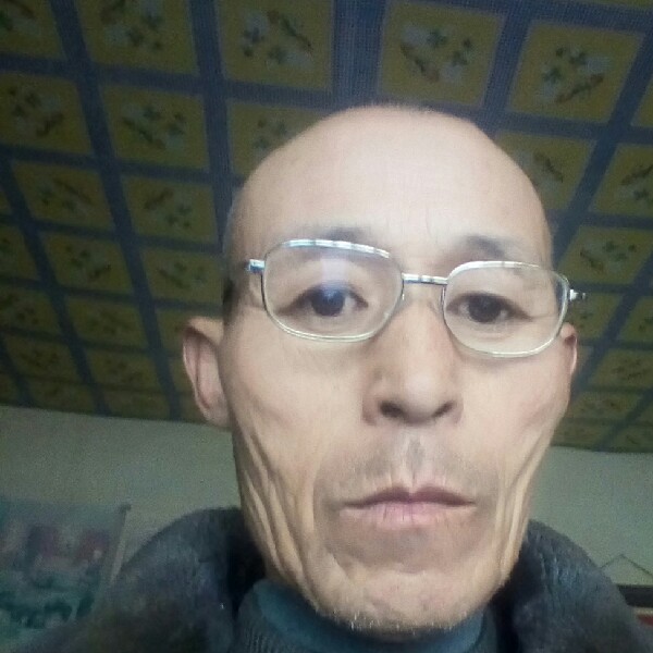 红尘彪壮的照片