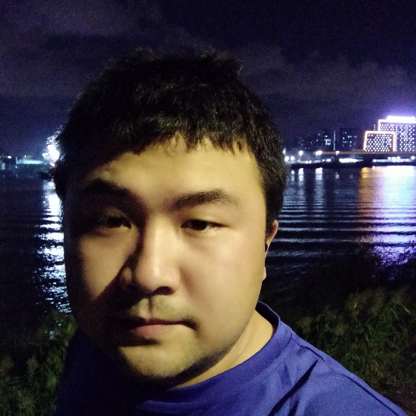 木头中逗比的照片