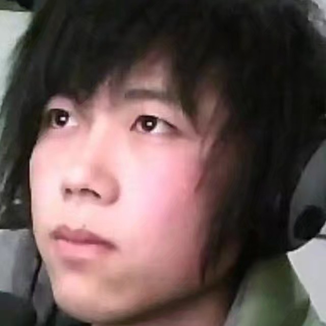 翅膀挽手无辜的照片